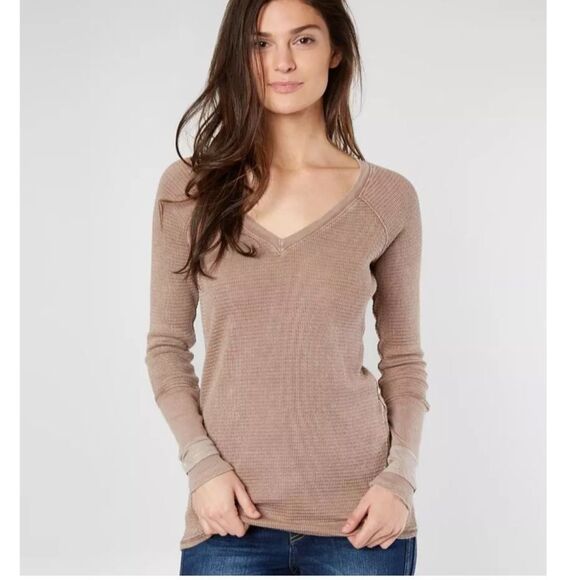 Free People/ We the Free washed out mauve long sleeve ribbed & waffle V-neck MED - Picture 1 of 15